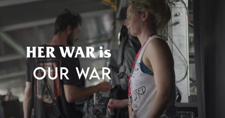 „Her War Is Our War“: Frauen im Rock