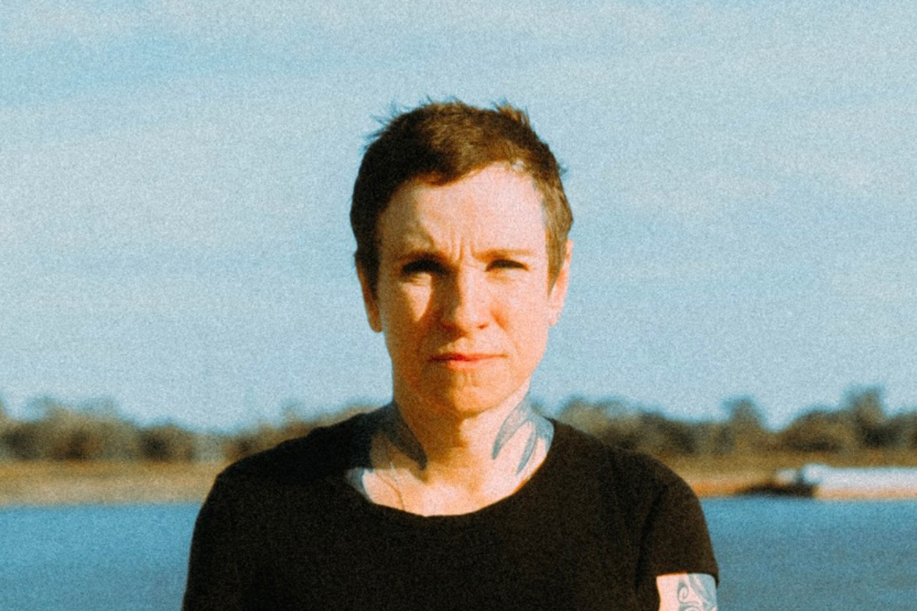LAURA JANE GRACE kündigt „Hole In My Head“ an