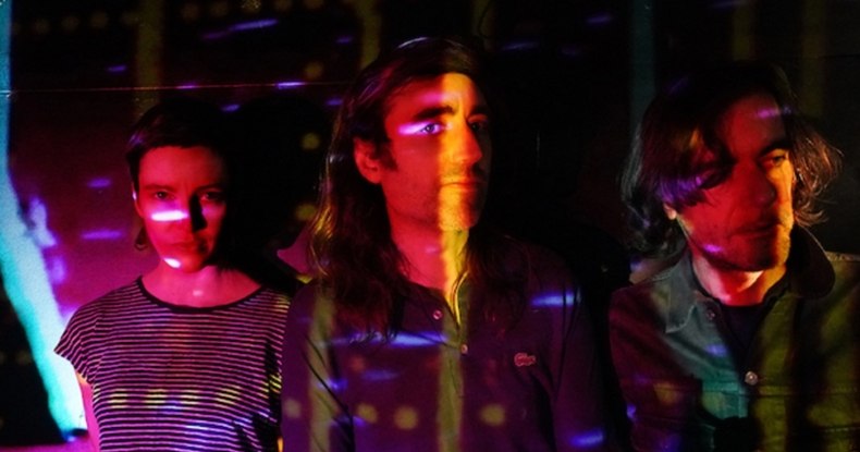 A PLACE TO BURY STRANGERS: Neue EP