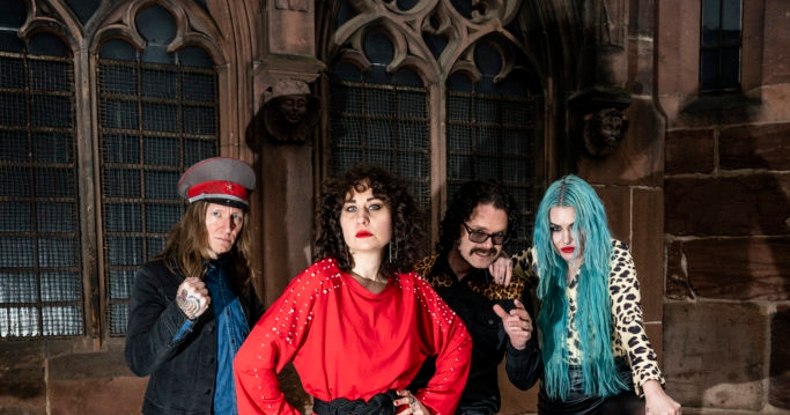 BABOON SHOW: Video zu „God Bless You All“