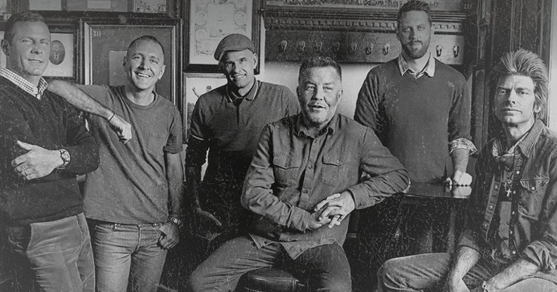 DROPKICK MURPHYS: Mittelfinger hoch