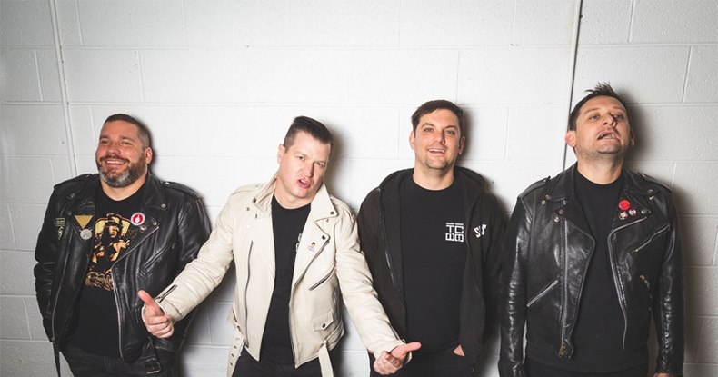 TEENAGE BOTTLEROCKET: Anruf von Fat Mike